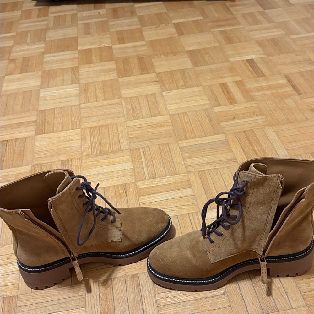 Tory Burch Lace-Up Boots NWOT - Picture 5 of 16